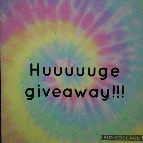 Go follow @angelakos - Picture 2 of 3